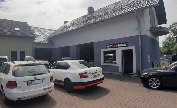 Zdjęcia warsztat samochodowy ProfiAuto Serwis ANDITRANS w Stary Ujazd