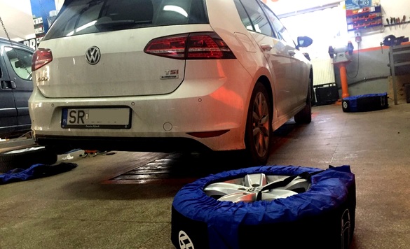 Zdjęcia warsztat samochodowy ProfiAuto Serwis Gorzyce w Gorzyce