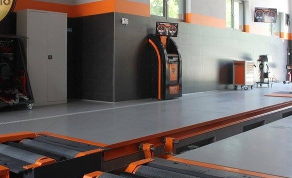 Zdjęcia warsztat samochodowy ProfiAuto Serwis Kwaśna w Ostrzeszów