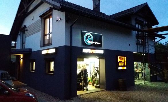 Zdjęcia warsztat samochodowy PAS CAR TUR KRZYSZTOF TUROWSKI w Katowice
